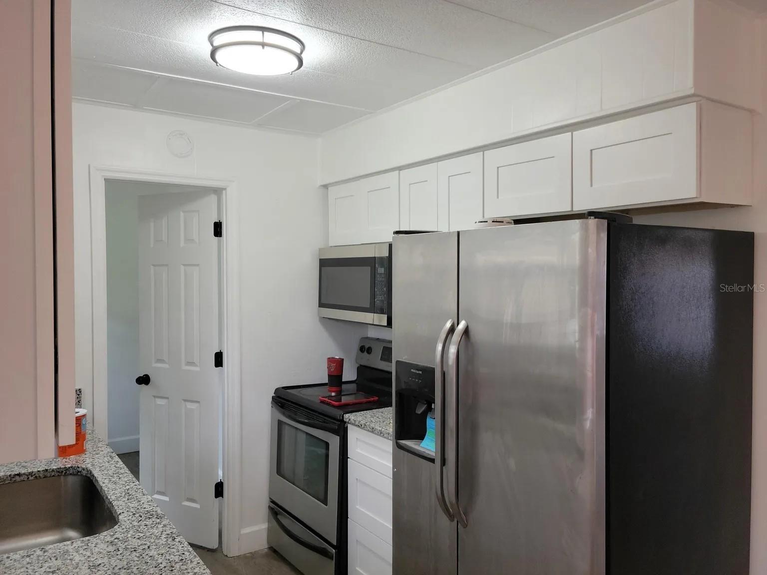 909 Circle Street, FL
