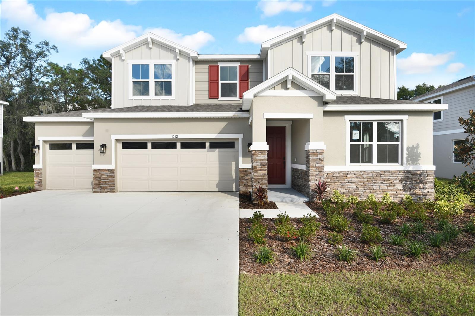 1042 Cloud Ridge Court, FL