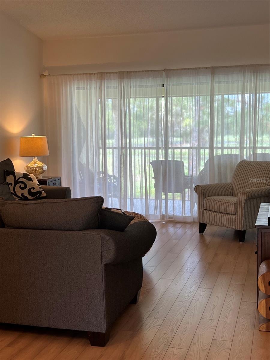 4606 Weybridge, FL