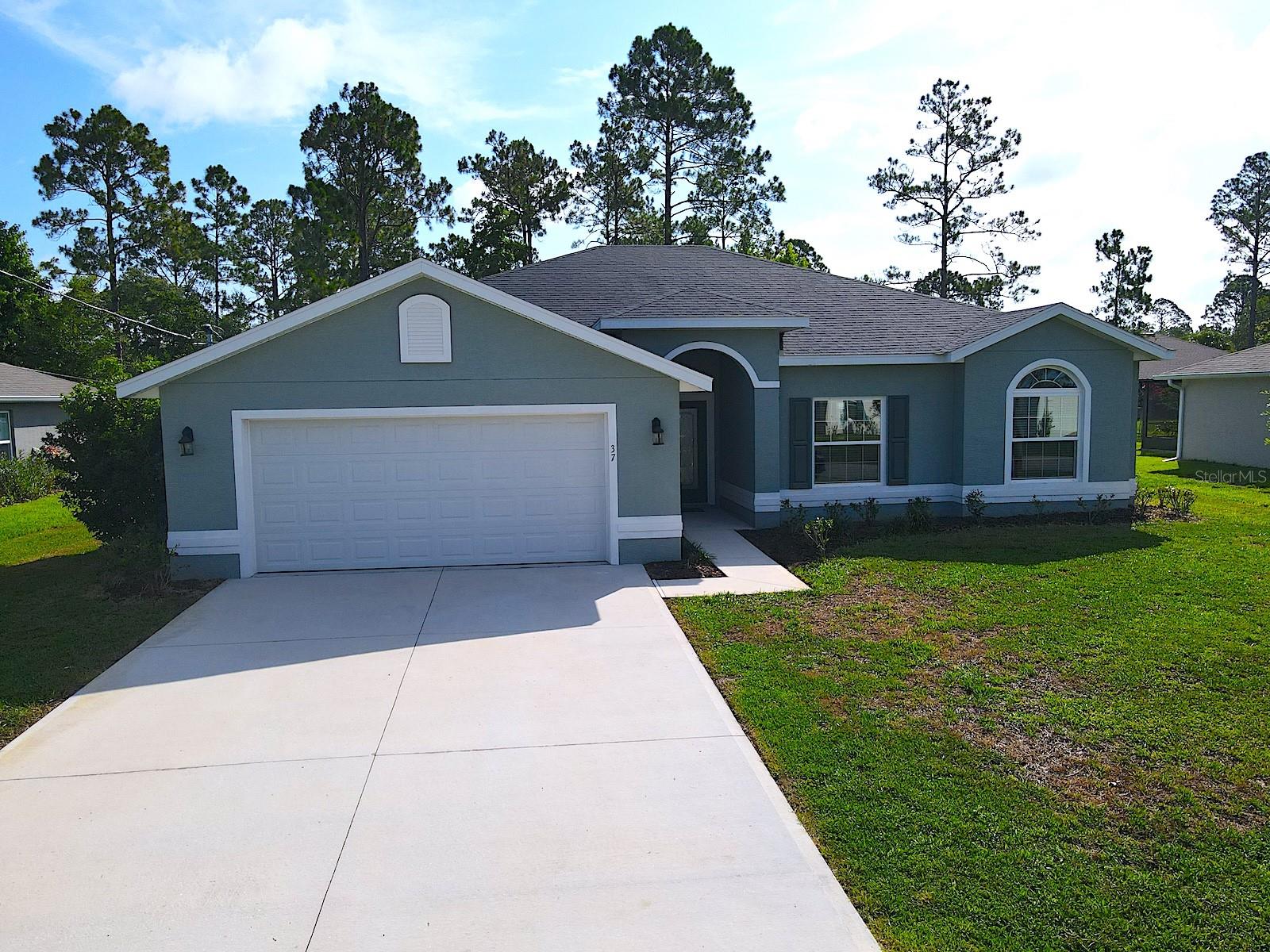 37 Pine Croft Lane, FL