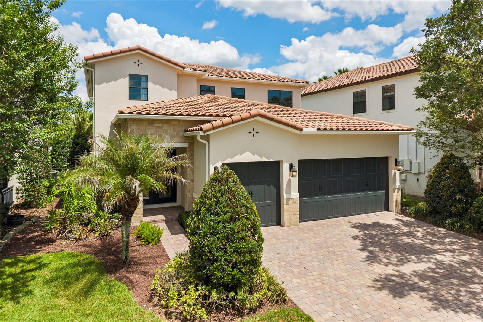 13013 Woodford Street, FL