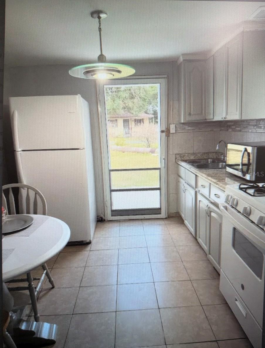 2725 Sample Street, FL