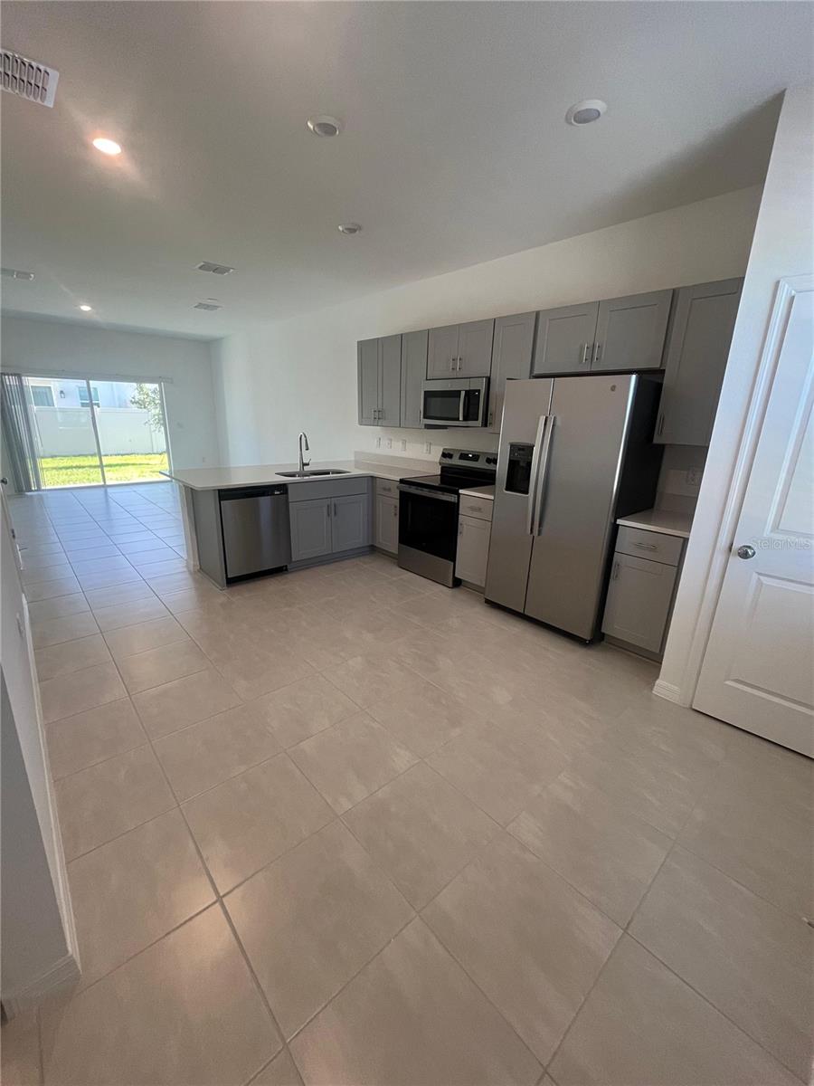 2898 Skyline Loop, FL