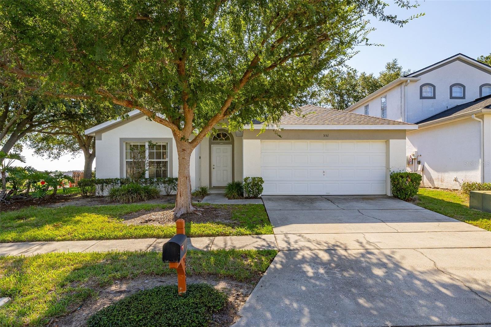551 Castlemain Circle, FL