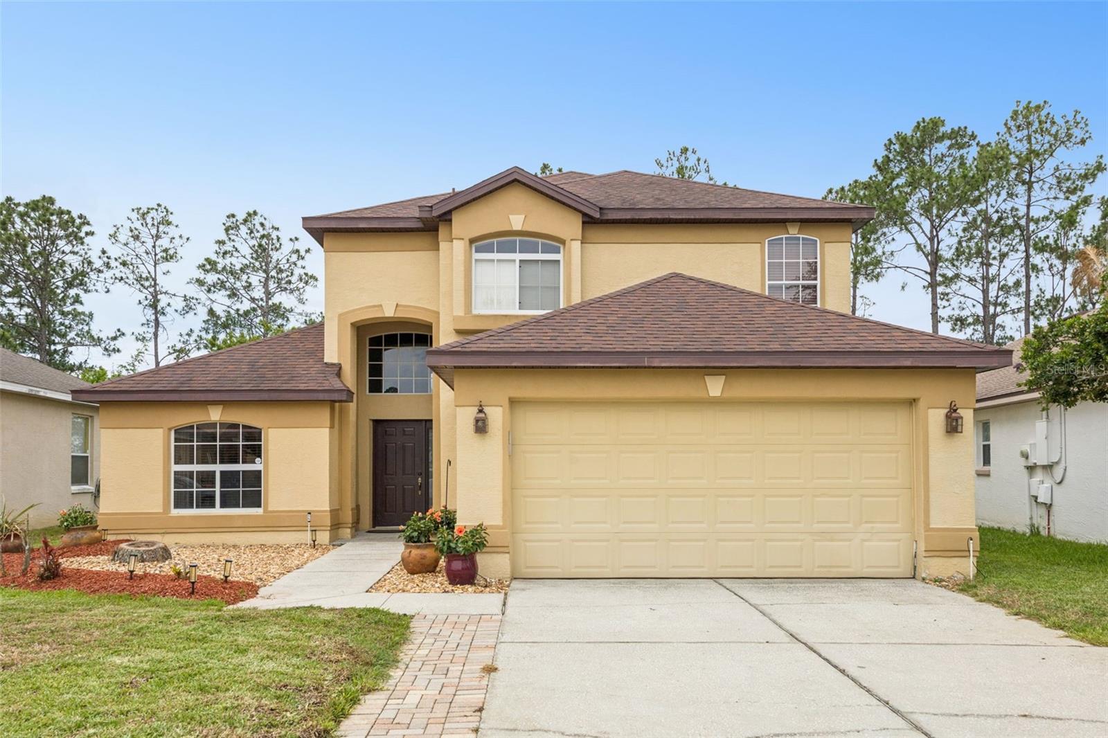 726 Oxford Drive, FL
