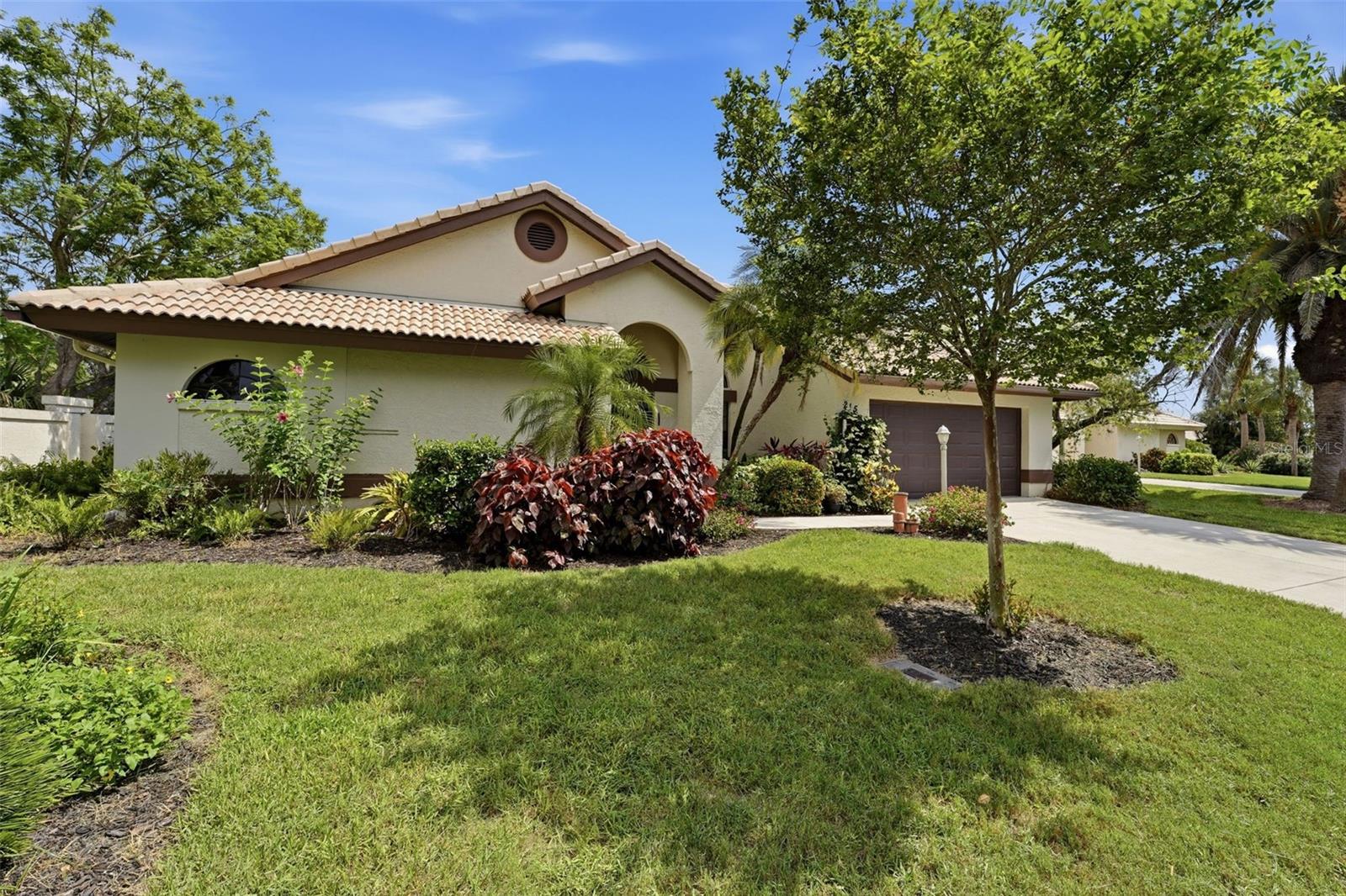 215 Carriage House Lane, FL