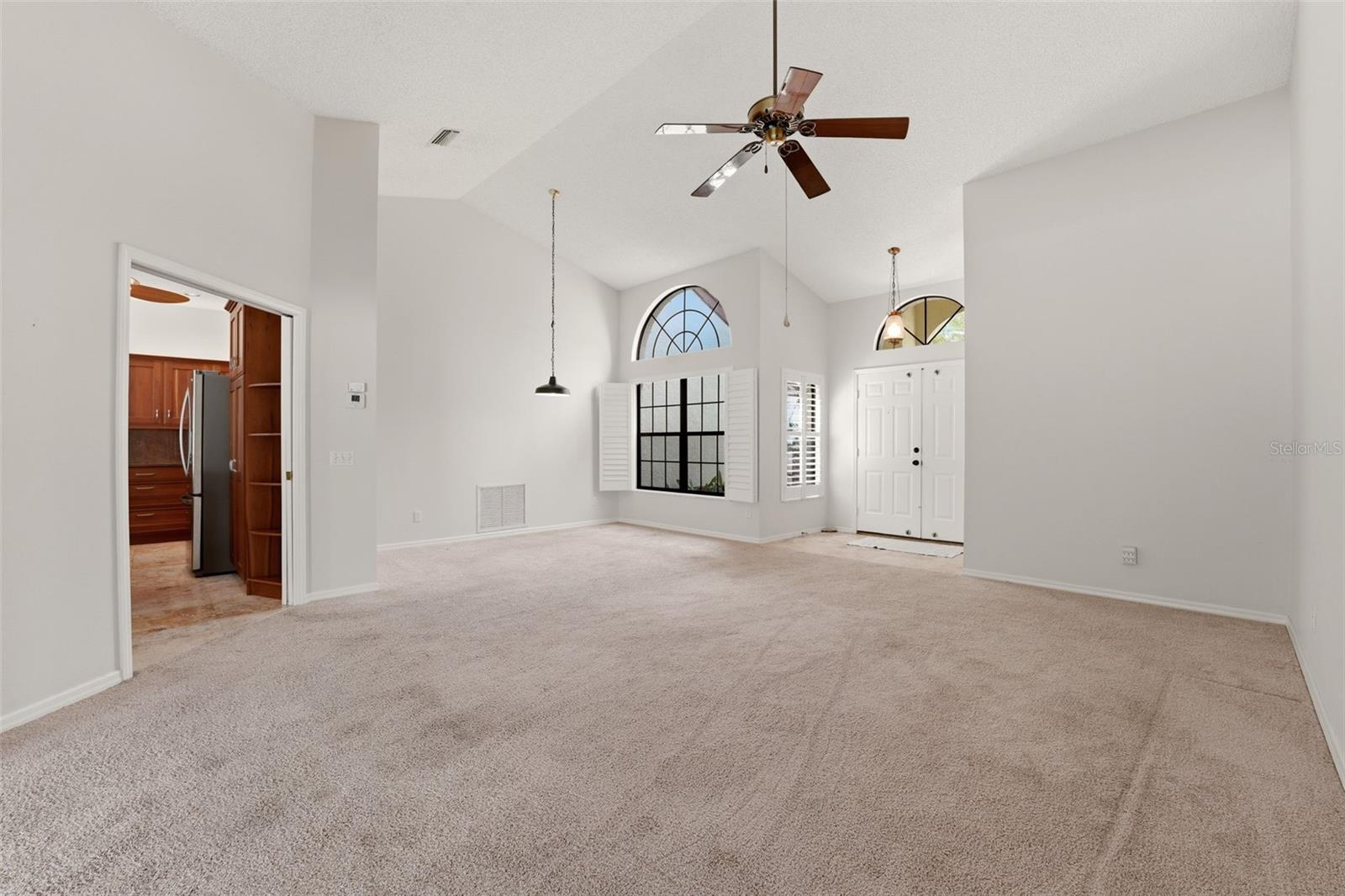 215 Carriage House Lane, FL