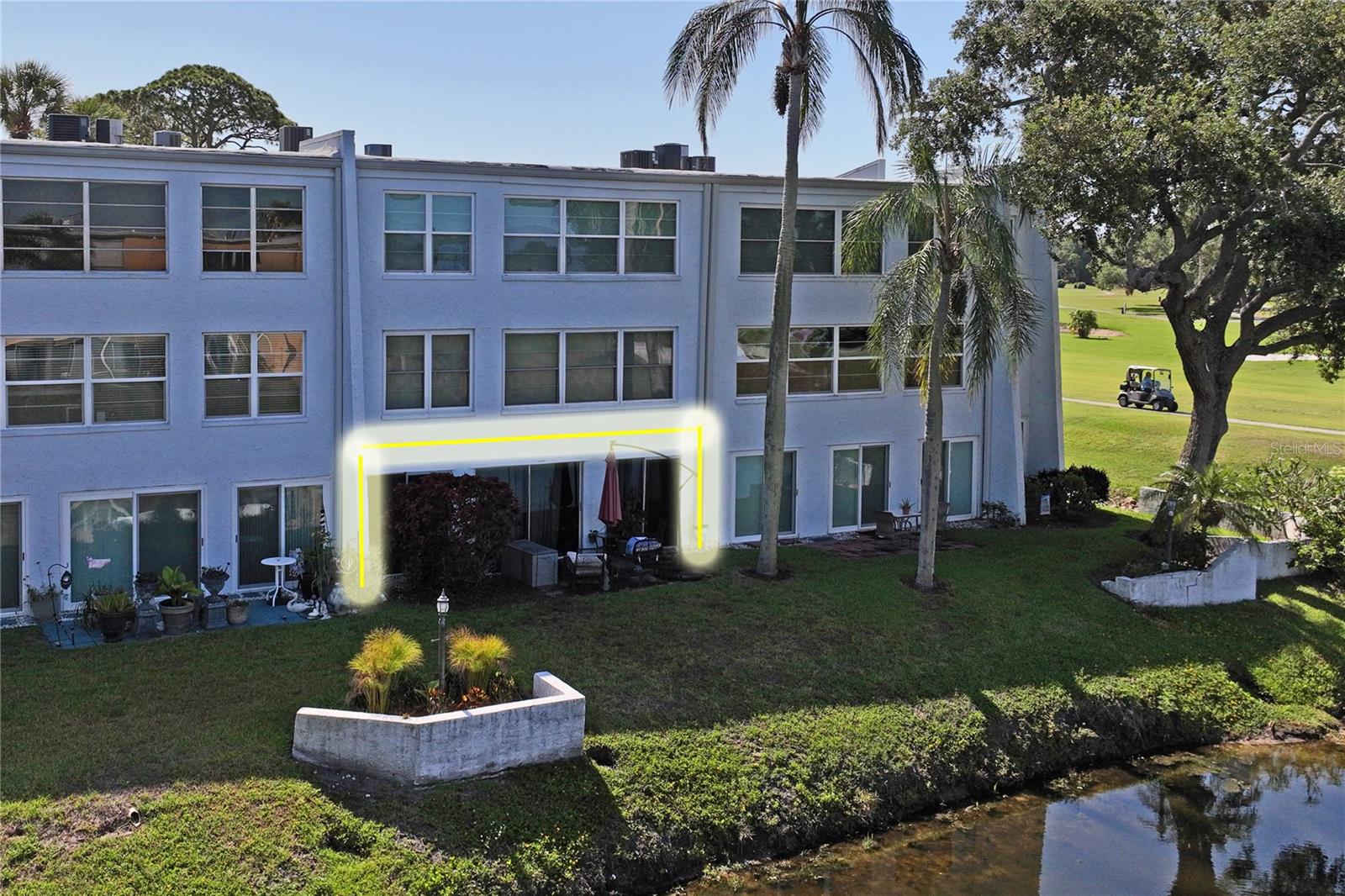 225 Country Club Drive, FL