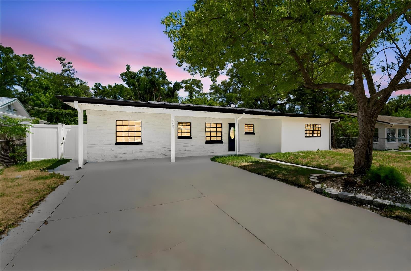 4403 Oakmont Lane, FL