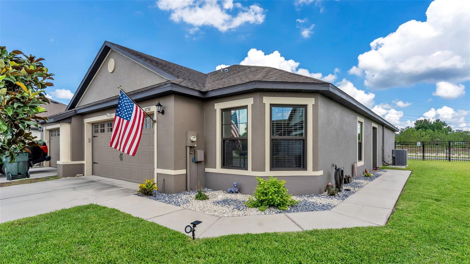 5758 Lacar Way, FL