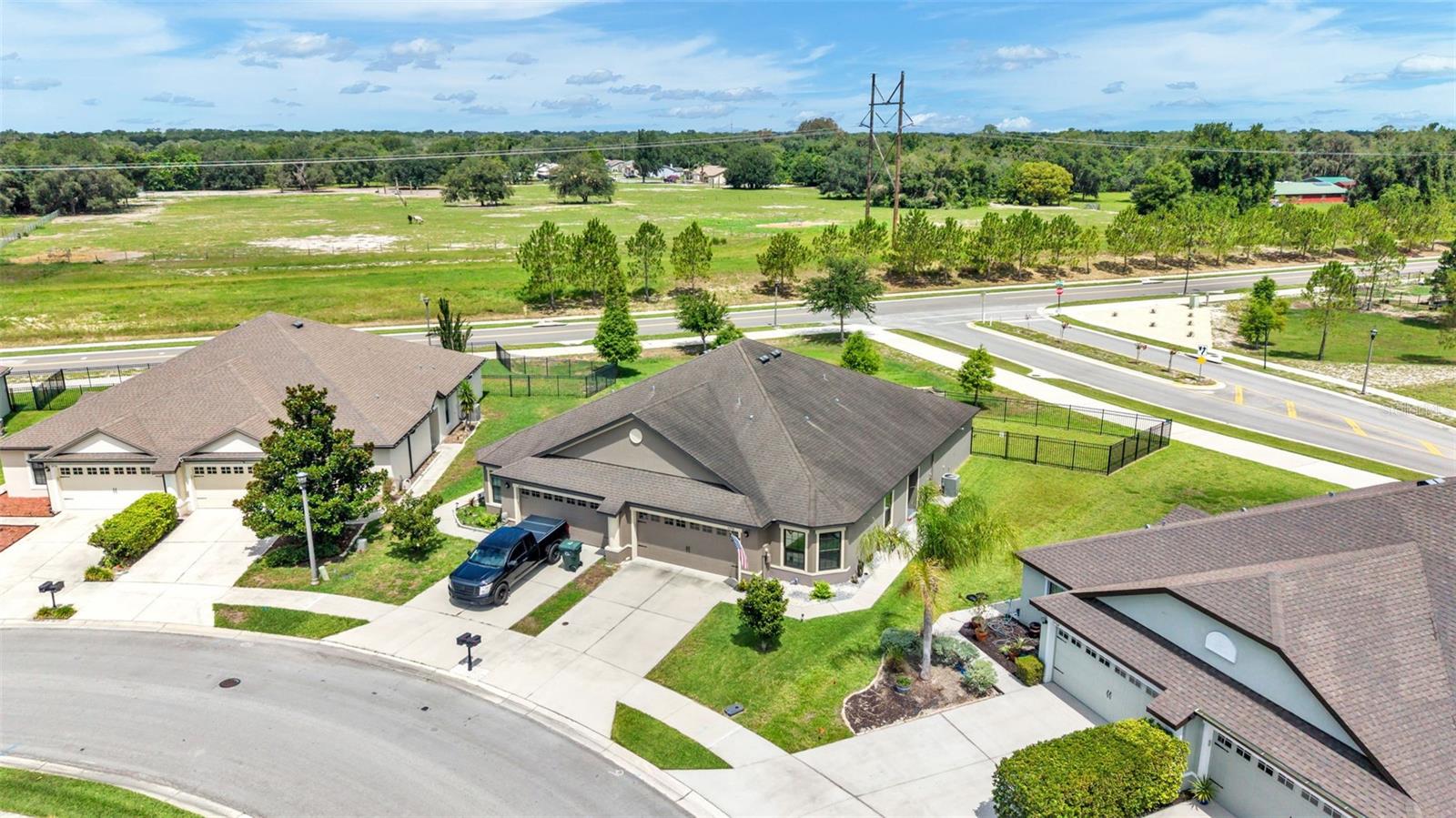 5758 Lacar Way, FL