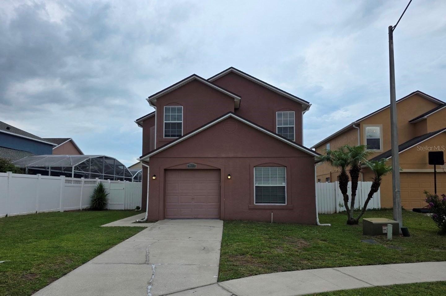 4423 Hamlet Court, FL