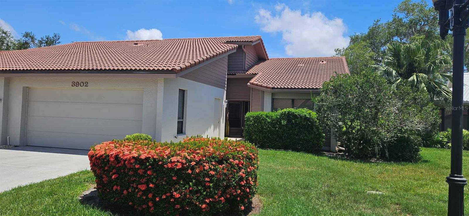 3902 Wilshire Drive, FL