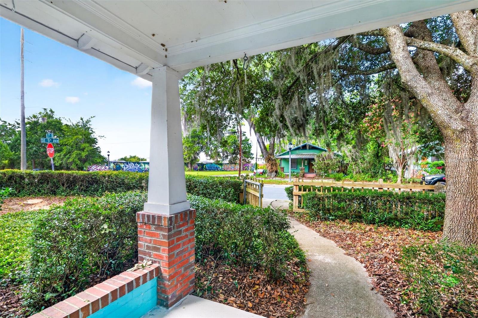 433 7th Street, FL