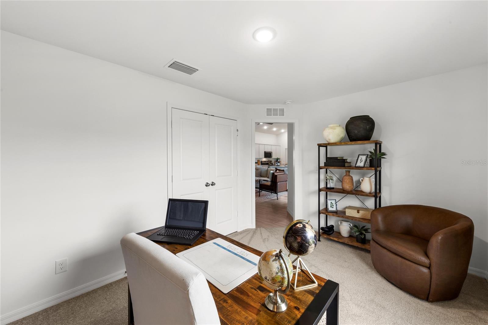 575 Duquet Place, FL