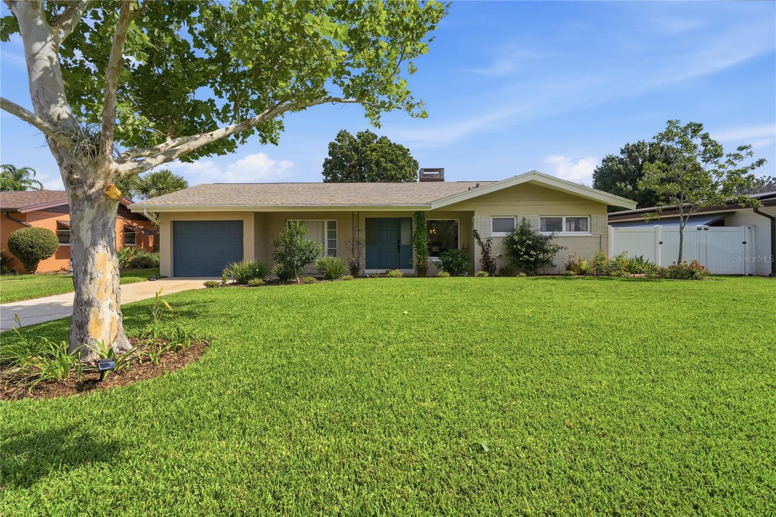 2817 Flowertree Road, FL