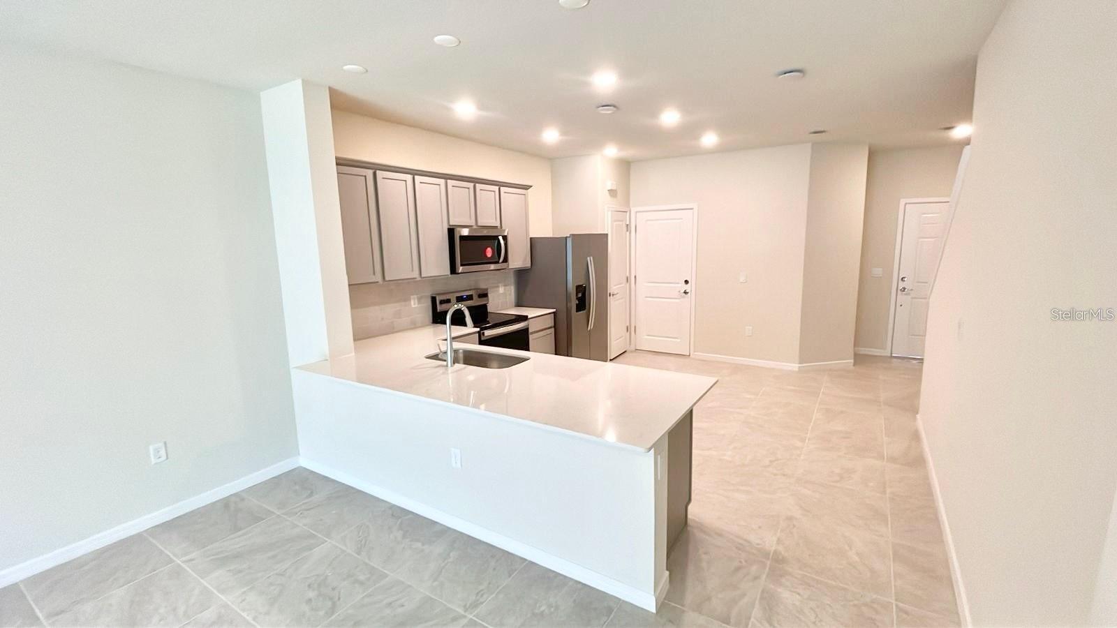 2571 Winsome Way, FL