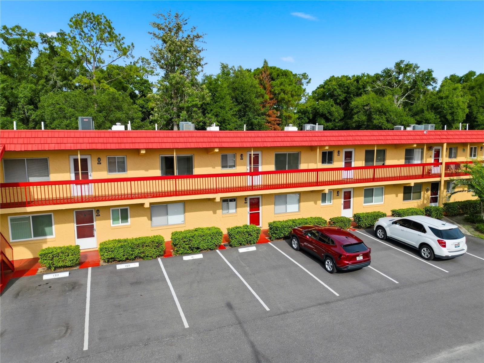 400 El Camino Drive, FL