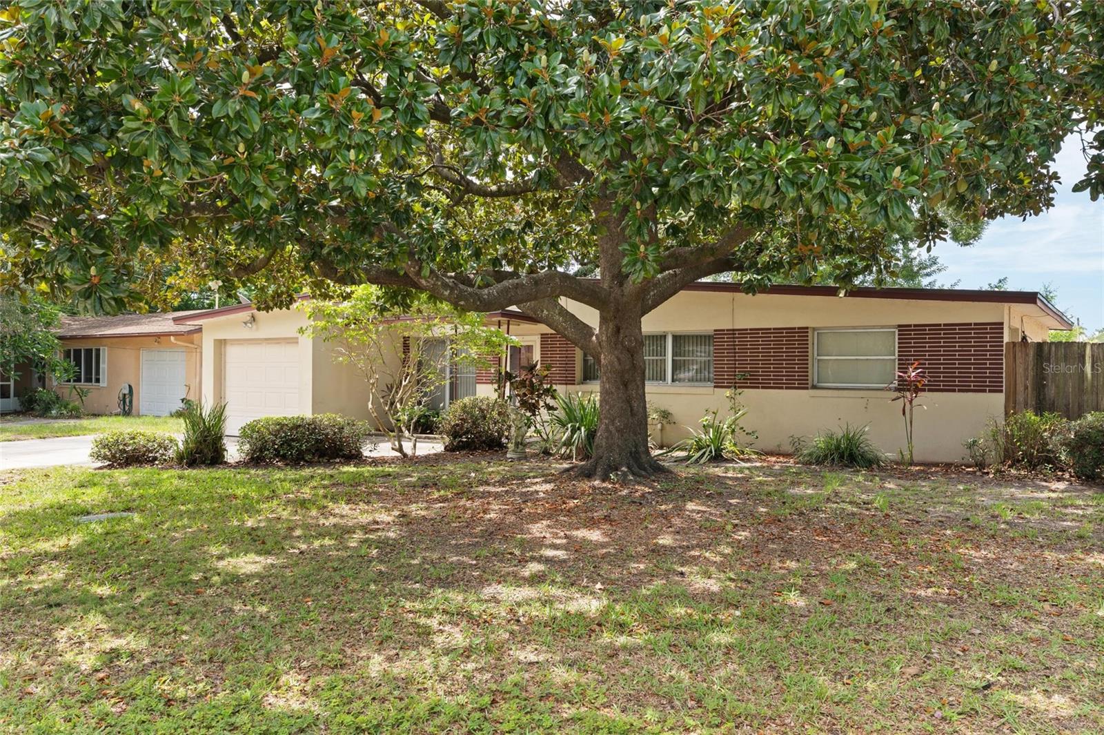2221 Curtis Drive, FL