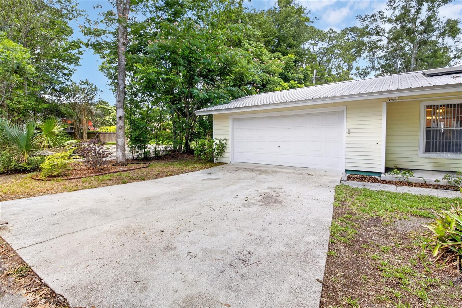 1822 42nd Avenue, FL