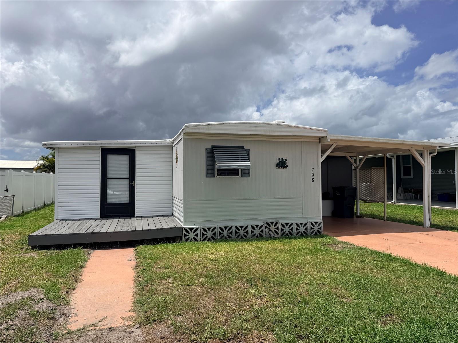208 50th Avenue Drive, FL